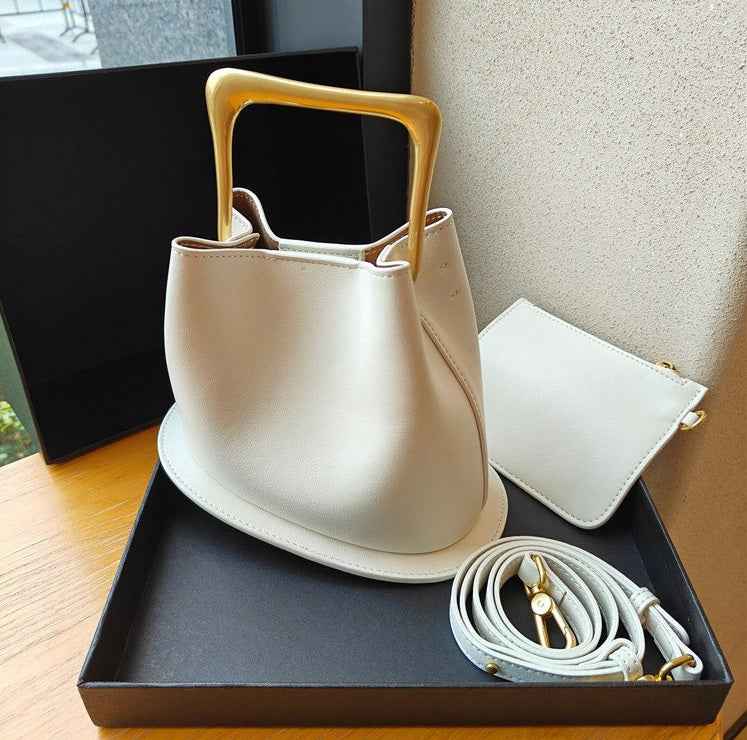 Luxury Genuine Leather Bucket Bag – Designer Women’s Purse